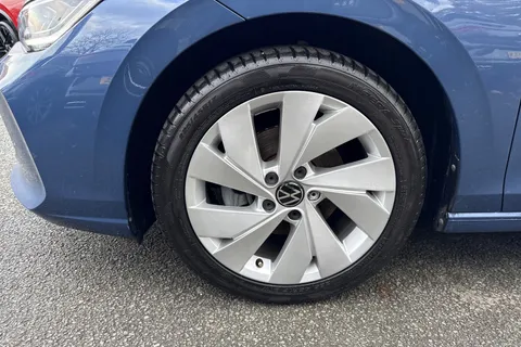 24 of 44 for Volkswagen Golf 1.5 TSI Match 5dr | Rear Camera | ACC | Navigation