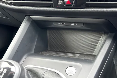 33 of 44 for Volkswagen Golf 1.5 TSI Match 5dr | Rear Camera | ACC | Navigation