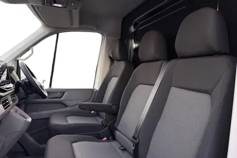 BG75KKO Volkswagen Crafter 2.0 TDI 163PS HDE Commerce Plus Low Roof Van Auto Thumbnail #16