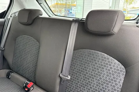 18 of 55 for Vauxhall Corsa 1.4i ecoFLEX Excite Easytronic Euro 6 (s/s) 5dr (a/c)