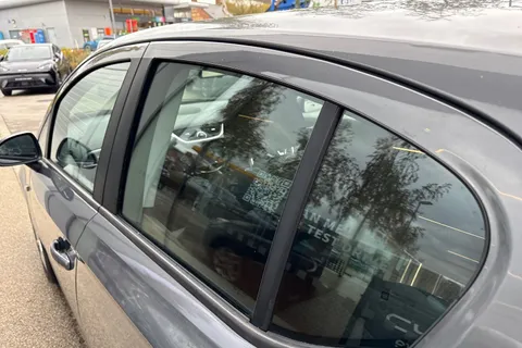 27 of 55 for Vauxhall Corsa 1.4i ecoFLEX Excite Easytronic Euro 6 (s/s) 5dr (a/c)