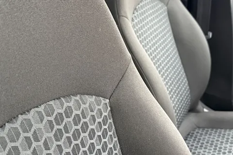 34 of 55 for Vauxhall Corsa 1.4i ecoFLEX Excite Easytronic Euro 6 (s/s) 5dr (a/c)