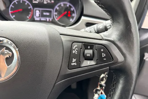 47 of 55 for Vauxhall Corsa 1.4i ecoFLEX Excite Easytronic Euro 6 (s/s) 5dr (a/c)