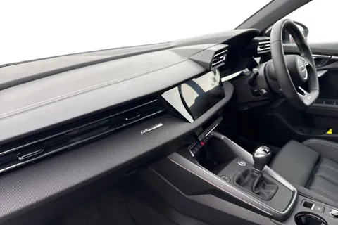 DX25ULZ Audi A3 Black Edition 35 TFSI  150 PS 6-speed Thumbnail #16