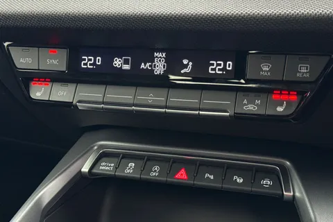 DX25ULZ Audi A3 Black Edition 35 TFSI  150 PS 6-speed Thumbnail #23