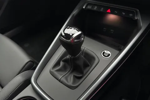 DX25ULZ Audi A3 Black Edition 35 TFSI  150 PS 6-speed Thumbnail #24