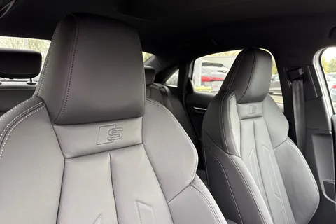 DX25ULZ Audi A3 Black Edition 35 TFSI  150 PS 6-speed Thumbnail #25