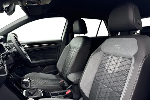 KO74HDV Volkswagen T-Roc 2.0 TDI 150 EVO R-Line 5dr DSG ⭐Winter Pack, Low TAX £195⭐ Thumbnail #11