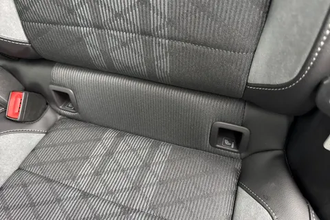 KO74HDV Volkswagen T-Roc 2.0 TDI 150 EVO R-Line 5dr DSG ⭐Winter Pack, Low TAX £195⭐ Thumbnail #36