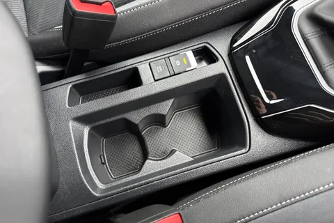 KO74HDV Volkswagen T-Roc 2.0 TDI 150 EVO R-Line 5dr DSG ⭐Winter Pack, Low TAX £195⭐ Thumbnail #42