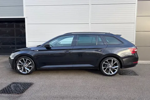 29 of 62 for Škoda Superb 2.0 TSI SportLine DSG Euro 6 (s/s) 5dr