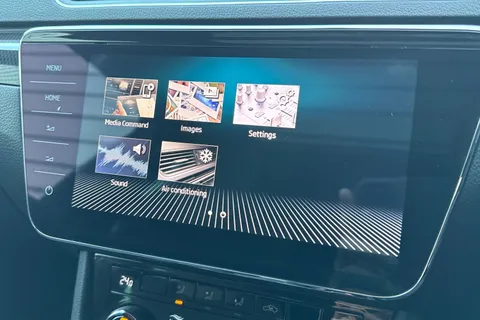 41 of 62 for Škoda Superb 2.0 TSI SportLine DSG Euro 6 (s/s) 5dr