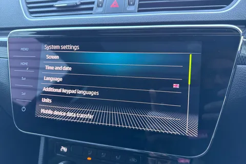 50 of 62 for Škoda Superb 2.0 TSI SportLine DSG Euro 6 (s/s) 5dr