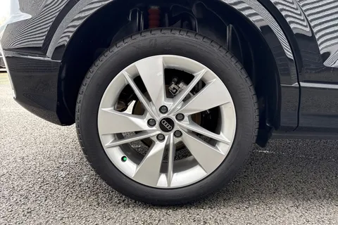  Audi Q2 1.5 TFSI CoD 35 S line Euro 6 (s/s) 5dr Thumbnail #11