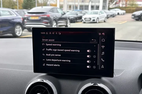  Audi Q2 1.5 TFSI CoD 35 S line Euro 6 (s/s) 5dr Thumbnail #32