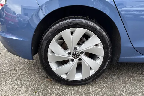 GF24KFA Volkswagen Golf 1.5 TSI Match 5dr | Rear Camera | Acc Thumbnail #12