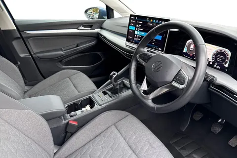 GF24KFA Volkswagen Golf 1.5 TSI Match 5dr | Rear Camera | Acc Thumbnail #15