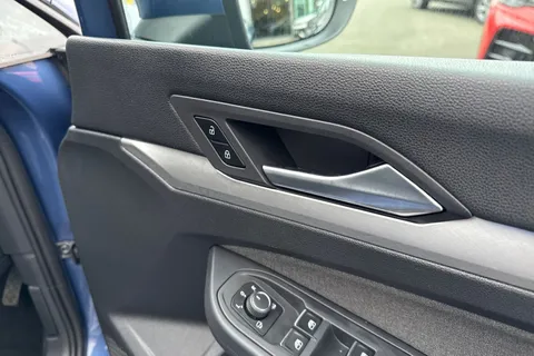 GF24KFA Volkswagen Golf 1.5 TSI Match 5dr | Rear Camera | Acc Thumbnail #22