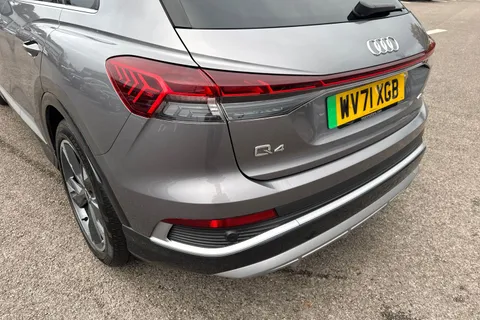 16 of 64 for Audi Q4 e-tron Q4 S line 40 e-tron 150,00 kW