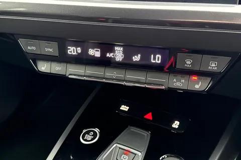 19 of 64 for Audi Q4 e-tron Q4 S line 40 e-tron 150,00 kW