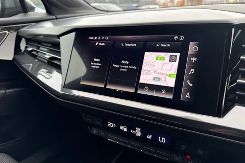 32 of 64 for Audi Q4 e-tron Q4 S line 40 e-tron 150,00 kW