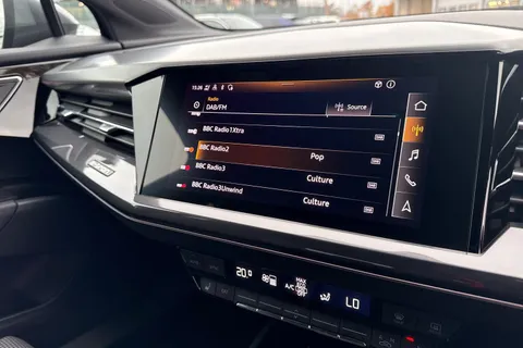 34 of 64 for Audi Q4 e-tron Q4 S line 40 e-tron 150,00 kW