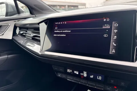 43 of 64 for Audi Q4 e-tron Q4 S line 40 e-tron 150,00 kW