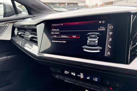 45 of 64 for Audi Q4 e-tron Q4 S line 40 e-tron 150,00 kW