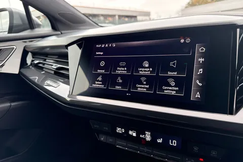 48 of 64 for Audi Q4 e-tron Q4 S line 40 e-tron 150,00 kW