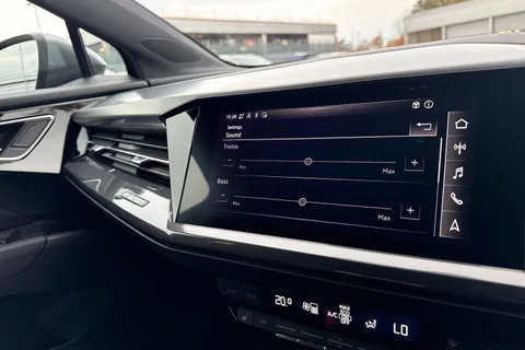 49 of 64 for Audi Q4 e-tron Q4 S line 40 e-tron 150,00 kW