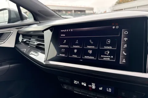 50 of 64 for Audi Q4 e-tron Q4 S line 40 e-tron 150,00 kW