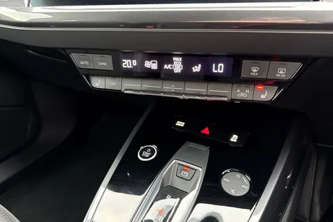 54 of 64 for Audi Q4 e-tron Q4 S line 40 e-tron 150,00 kW