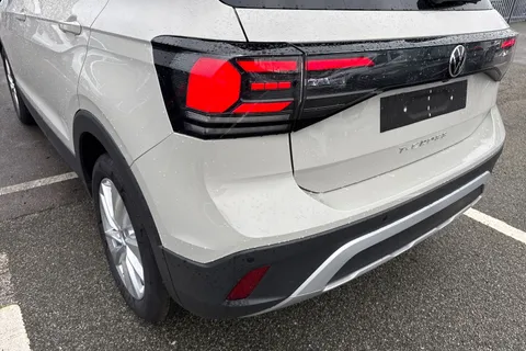 Volkswagen T-Cross 1.0 TSI Match Euro 6 (s/s) 5dr Thumbnail #8