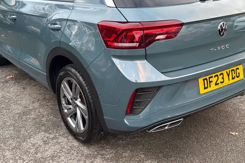 DF23YDG Volkswagen T-Roc 1.5 TSI R-Line 5dr DSG | Panoramic Sunroof | Heated Seats Thumbnail #9