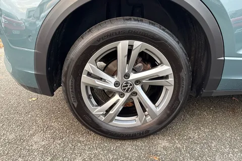 DF23YDG Volkswagen T-Roc 1.5 TSI R-Line 5dr DSG | Panoramic Sunroof | Heated Seats Thumbnail #12