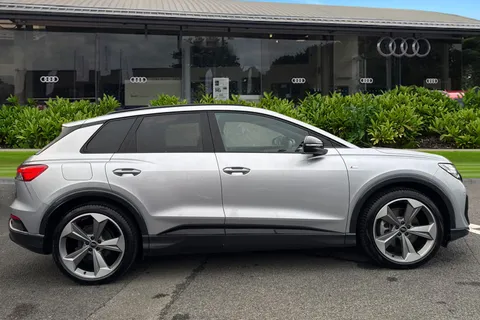 3 of 66 for Audi Q4 e-tron Q4 Black Edition 45 e-tron 210,00 kW