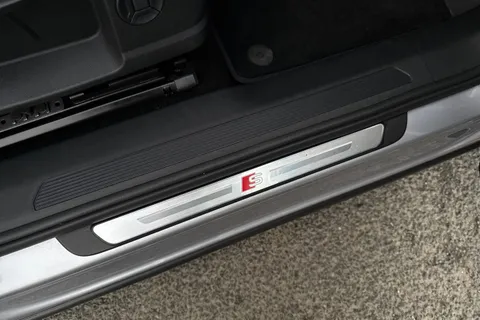 44 of 66 for Audi Q4 e-tron Q4 Black Edition 45 e-tron 210,00 kW