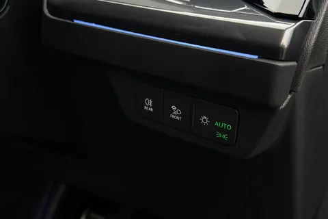 46 of 66 for Audi Q4 e-tron Q4 Black Edition 45 e-tron 210,00 kW