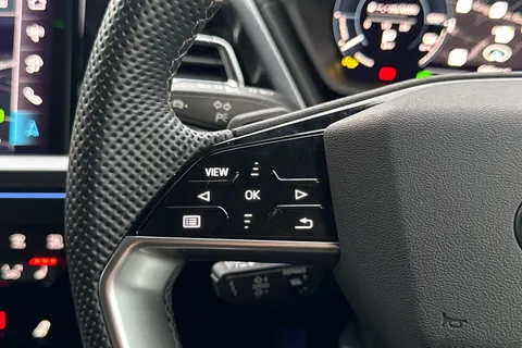 50 of 66 for Audi Q4 e-tron Q4 Black Edition 45 e-tron 210,00 kW