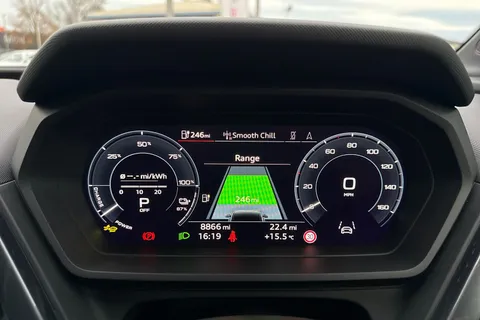 52 of 66 for Audi Q4 e-tron Q4 Black Edition 45 e-tron 210,00 kW