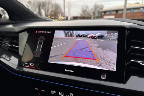 55 of 66 for Audi Q4 e-tron Q4 Black Edition 45 e-tron 210,00 kW