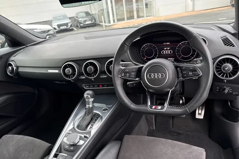 13 of 66 for Audi TT S line 40 TFSI 197 PS S tronic