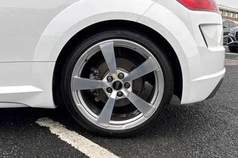 23 of 66 for Audi TT S line 40 TFSI 197 PS S tronic