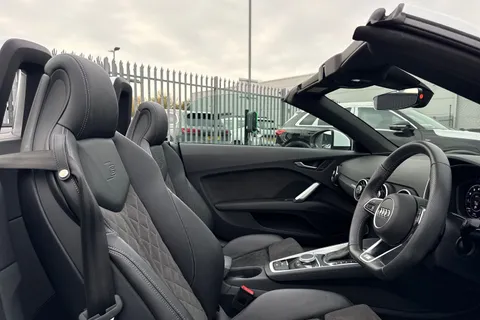 34 of 66 for Audi TT S line 40 TFSI 197 PS S tronic