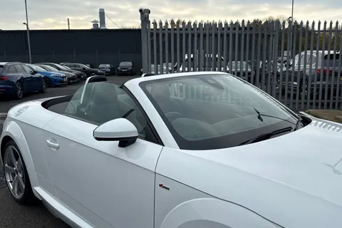 35 of 66 for Audi TT S line 40 TFSI 197 PS S tronic