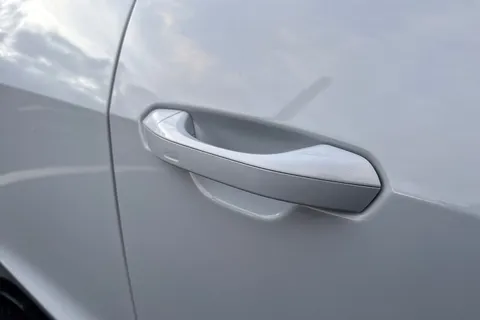 KP73LFF Audi RS e-tron GT 440,00 kW Thumbnail #31