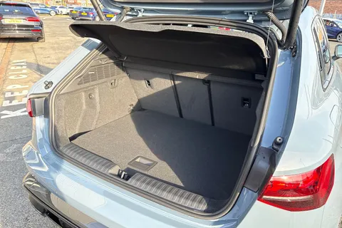  Audi RS 3 2.5 TFSI Carbon Vorsprung Sportback S Tronic quattro Euro 6 (s/s) 5dr Thumbnail #36