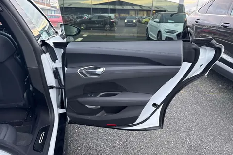 KP73LFF Audi RS e-tron GT 440,00 kW Thumbnail #43