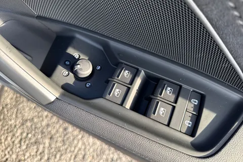  Audi RS 3 2.5 TFSI Carbon Vorsprung Sportback S Tronic quattro Euro 6 (s/s) 5dr Thumbnail #46