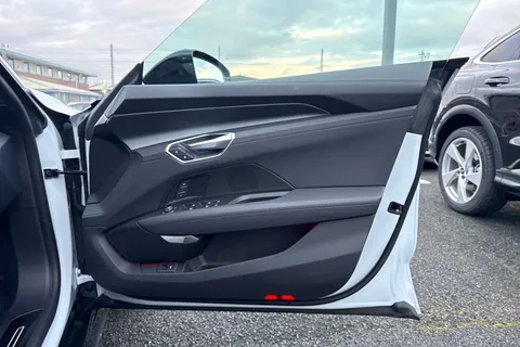 KP73LFF Audi RS e-tron GT 440,00 kW Thumbnail #47